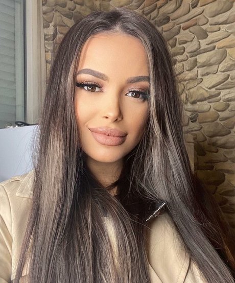 Maya Bulgarien pornstar hd pic