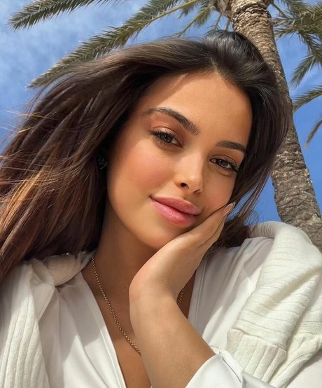 Maya Bulgarien beautiful actress picture