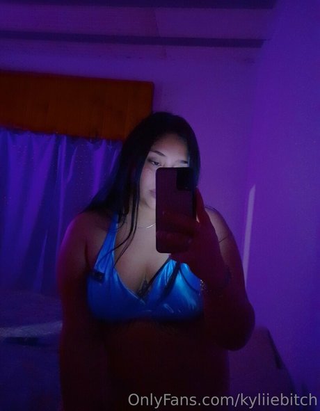 kyliiebitch model xxx gallery