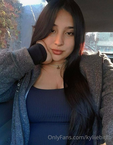 kyliiebitch hot star pictures