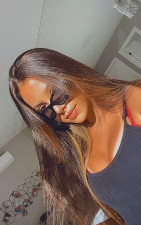 Giovana Canto pornstar hd images