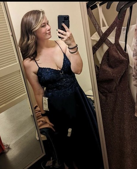 Gapeach713 high quality pornstar gallery