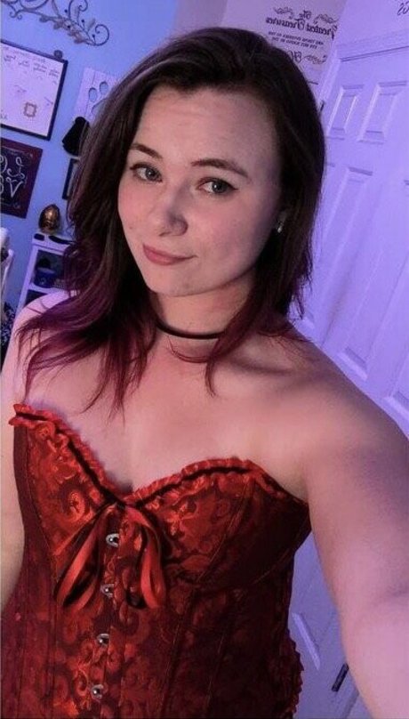 Gapeach713 exclusive model pic