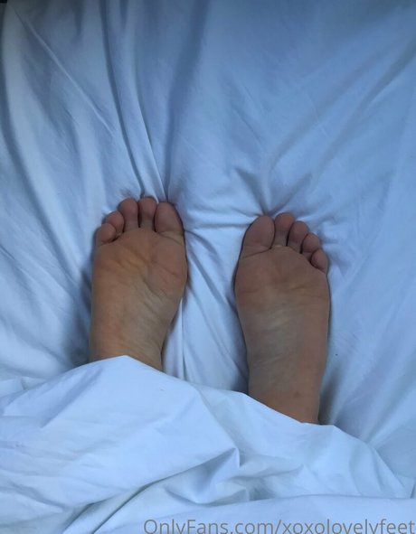 xoxolovelyfeet model pornographic archive