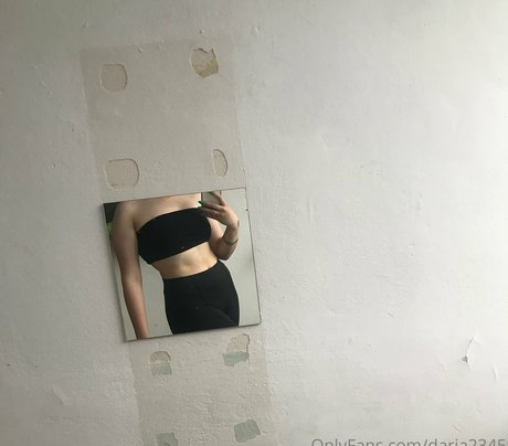 daria2345 pornographic model image