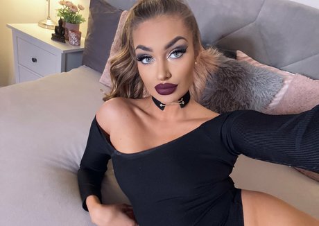 lexadarkfree art model pics