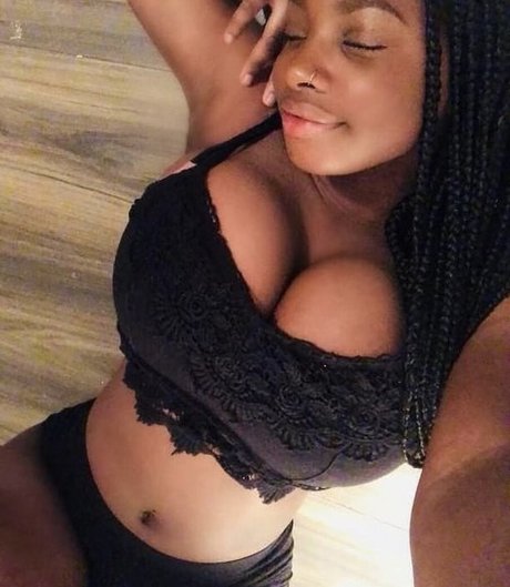 Itstaviaa hd pornstar photos