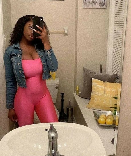 Itstaviaa sex actress galleries