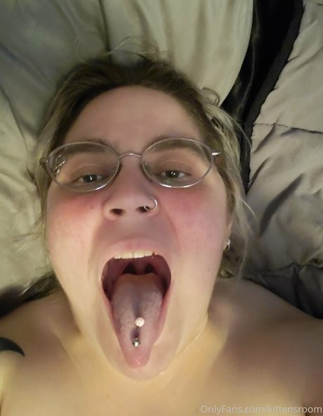 brihanna babe pornstar nudes pictures