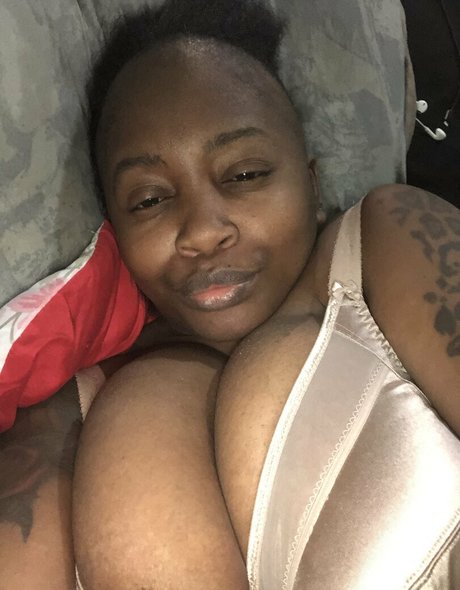 famousstarkmarie pretty model galleries