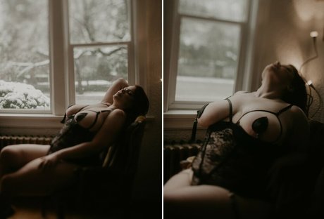 RubyRoxx naked model img