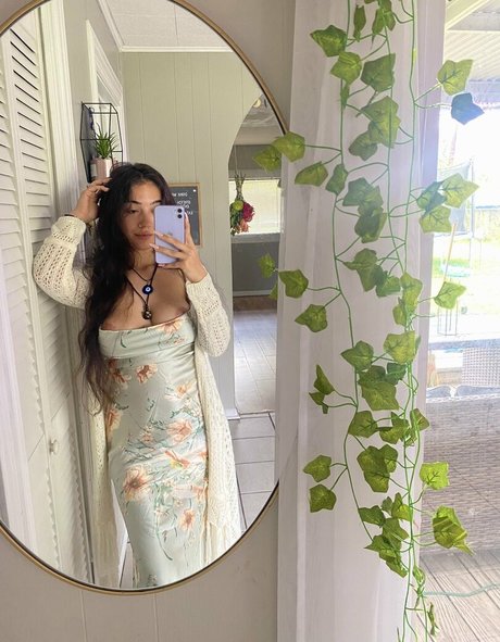 tiannaivy pornstar top photo