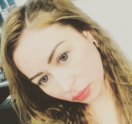 Reynalyn Torres hot pornstar gallery