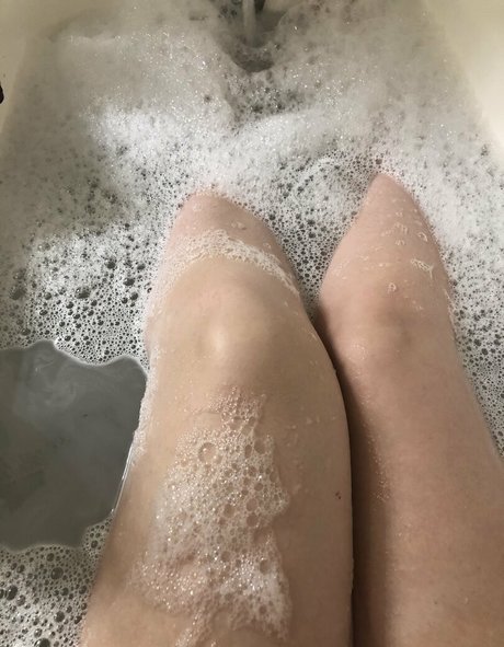 peachyknn model hd gallery