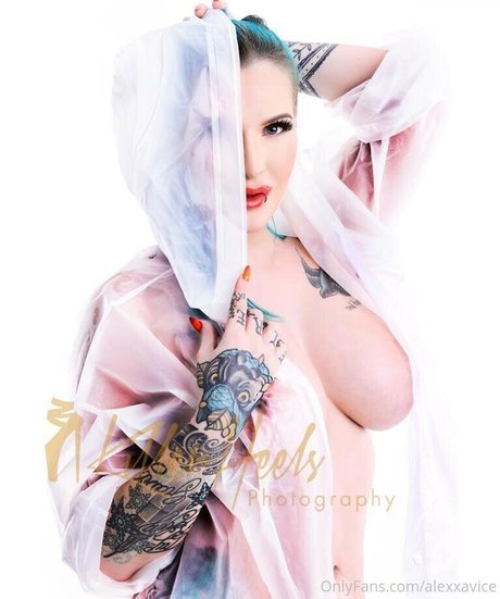 alexxavice beautiful model photo