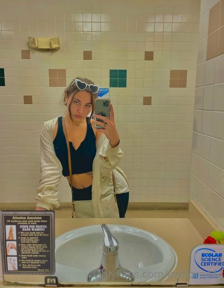 ewhore444 xxx pornstar photos