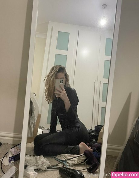 emmaontwitch star sexy photos