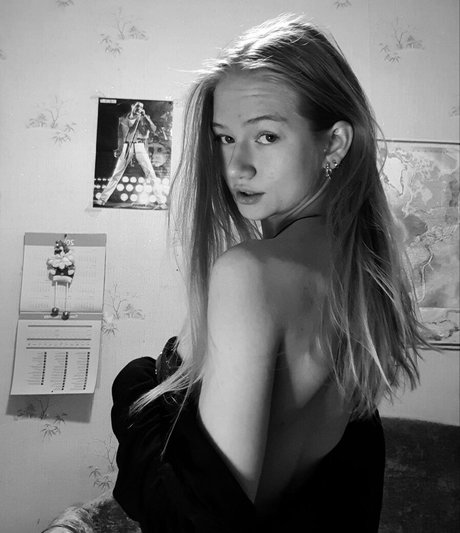 Isobel s Adventures porn actress pic