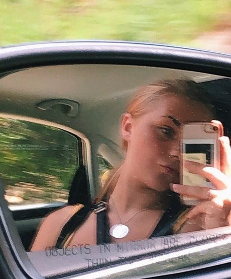 Marina Brooks xxx model pictures