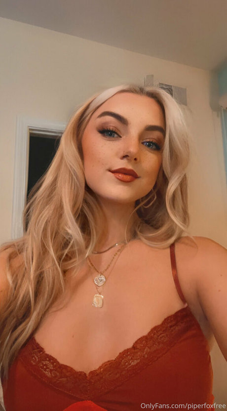 piperfoxfree top model picture