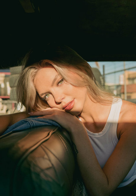 rileyriverxfree actress photos