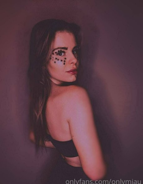 onlymiaux xxx pornstar galleries