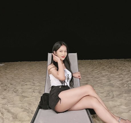 ywhy2021 hot actress gallery