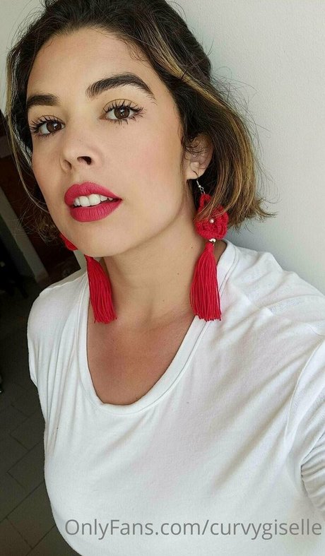 curvygiselle pornstar pretty images