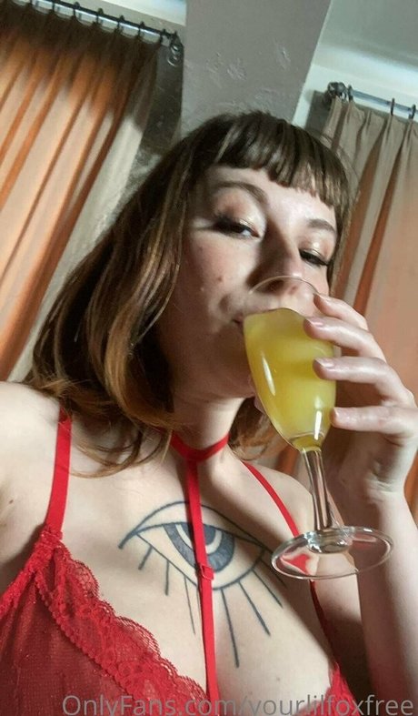 yourlilfoxfree pretty pornstar galleries