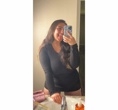 Jazminealeahh sexy actress picture