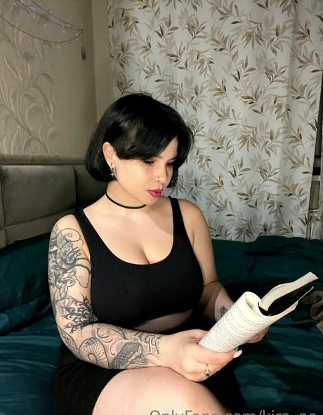 kira aa sex star archive