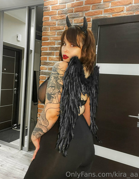 kira aa erotic star picture