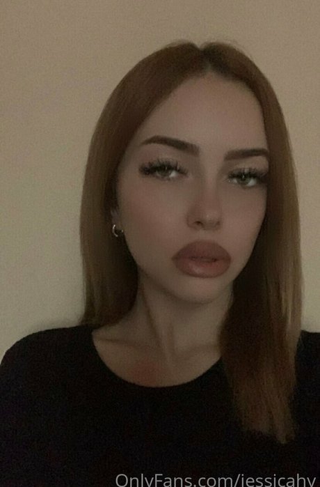 jessicahy model top image