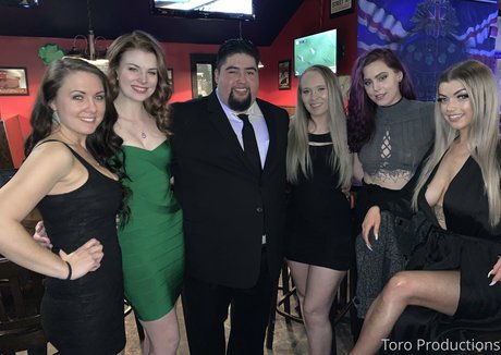 toroproductions porn model image