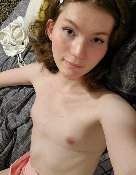 thatdollaly model erotic pictures