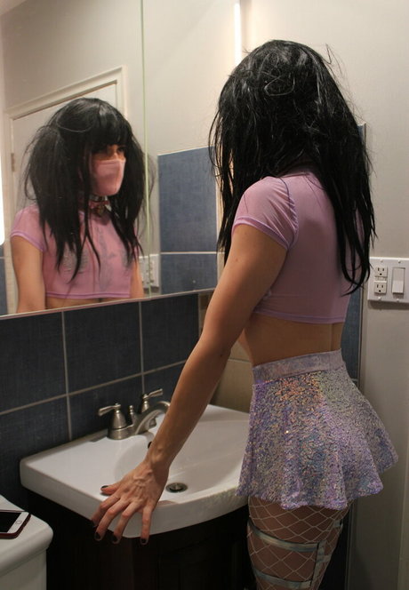 tinysexilexi666 free actress picture