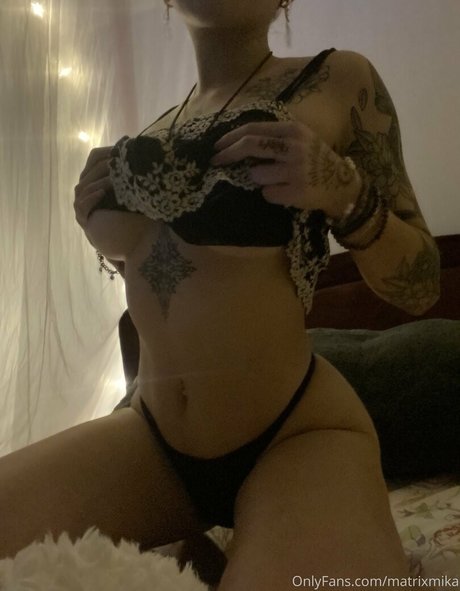 Matrixmika free actress photo