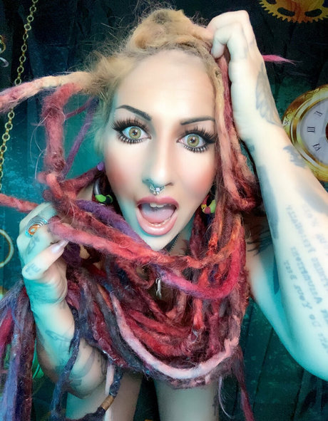 nakedxzanthia high quality model pictures