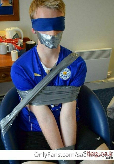 sachabound model image