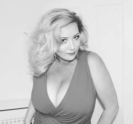 Stephanie Fox pornstar xxx pics