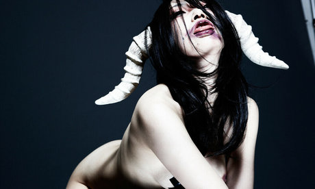 omikero sexy pornstar images