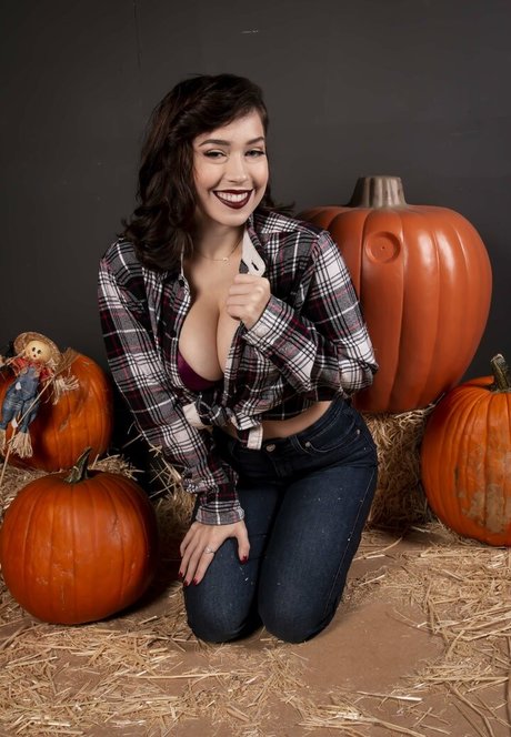 Alli Peach Hamilton pornographic star images