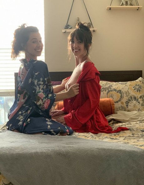 Alli Peach Hamilton star sex img