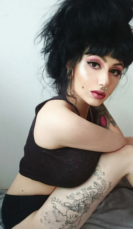 Zainab xxx actress pictures