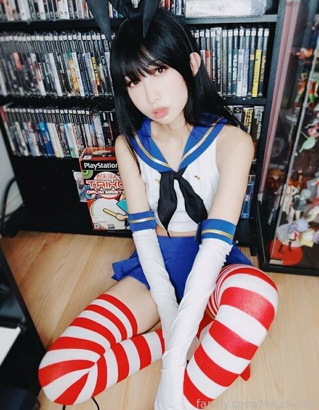 MikanCos star exclusive galleries