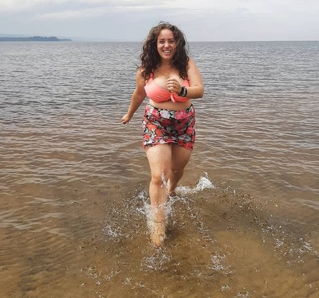 lartdanstoutessesformes sexy actress pic