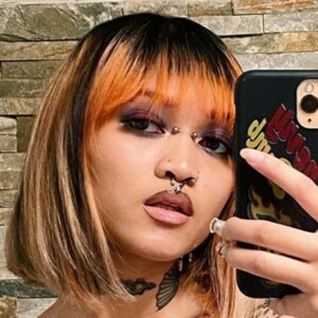 Delagolds naked star pics