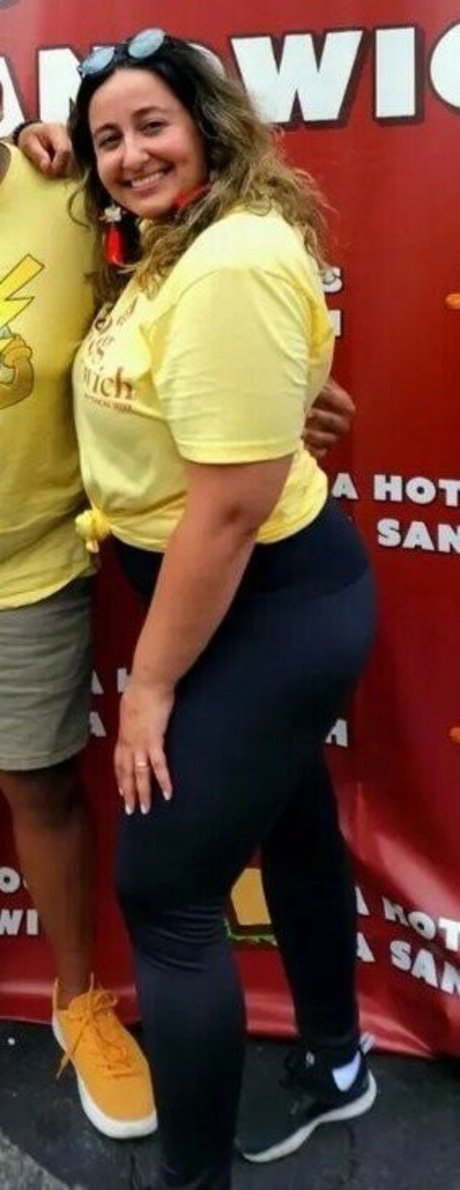 Nicole Enayati xxx star image