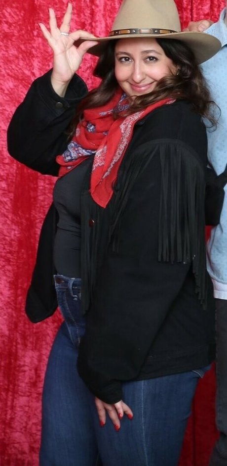 Nicole Enayati pretty pornstar pictures