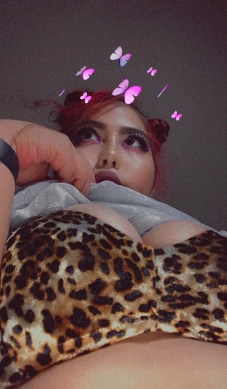 Lightnesss hd pornstar image